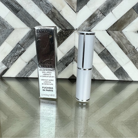 Lancôme shine lover lipstick FUNCHSIA IN PARIS - Picture 2 of 3